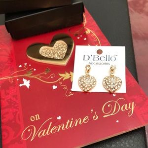 Beautiful Heart Pierced Earrings With Crystals.